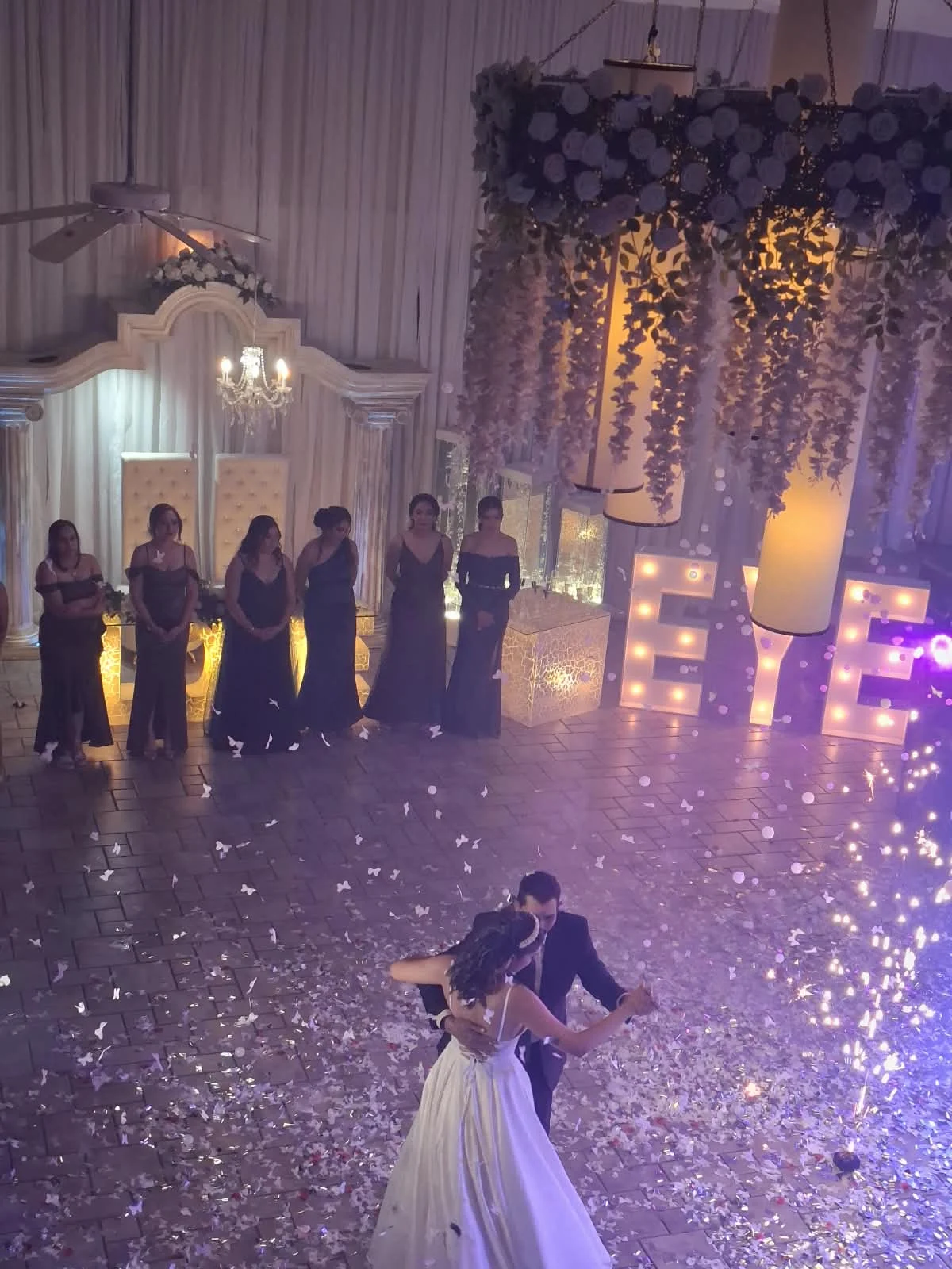El baile de los novios